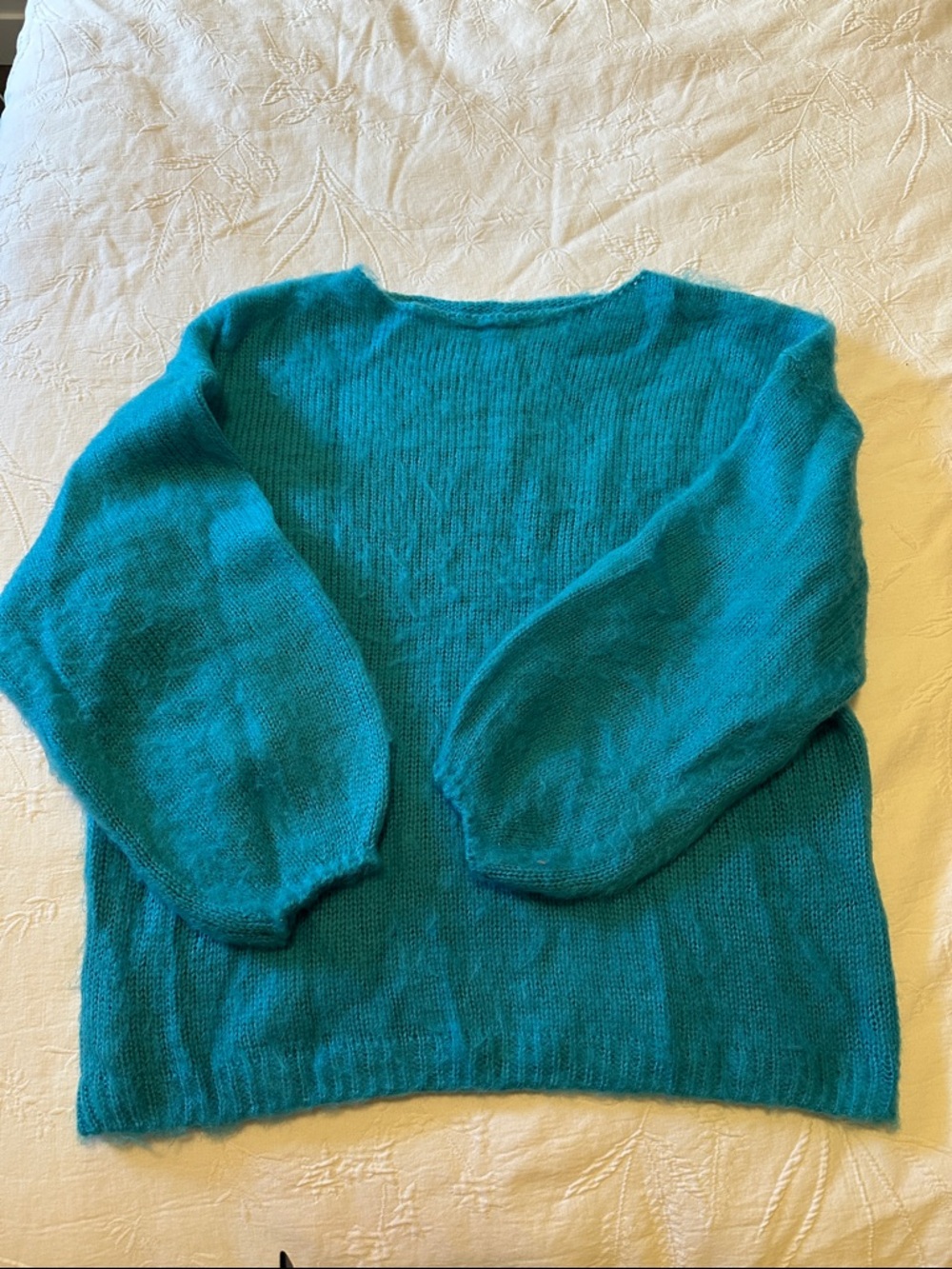 Classic Women's Teal Knit Sweater - Soft Crewneck